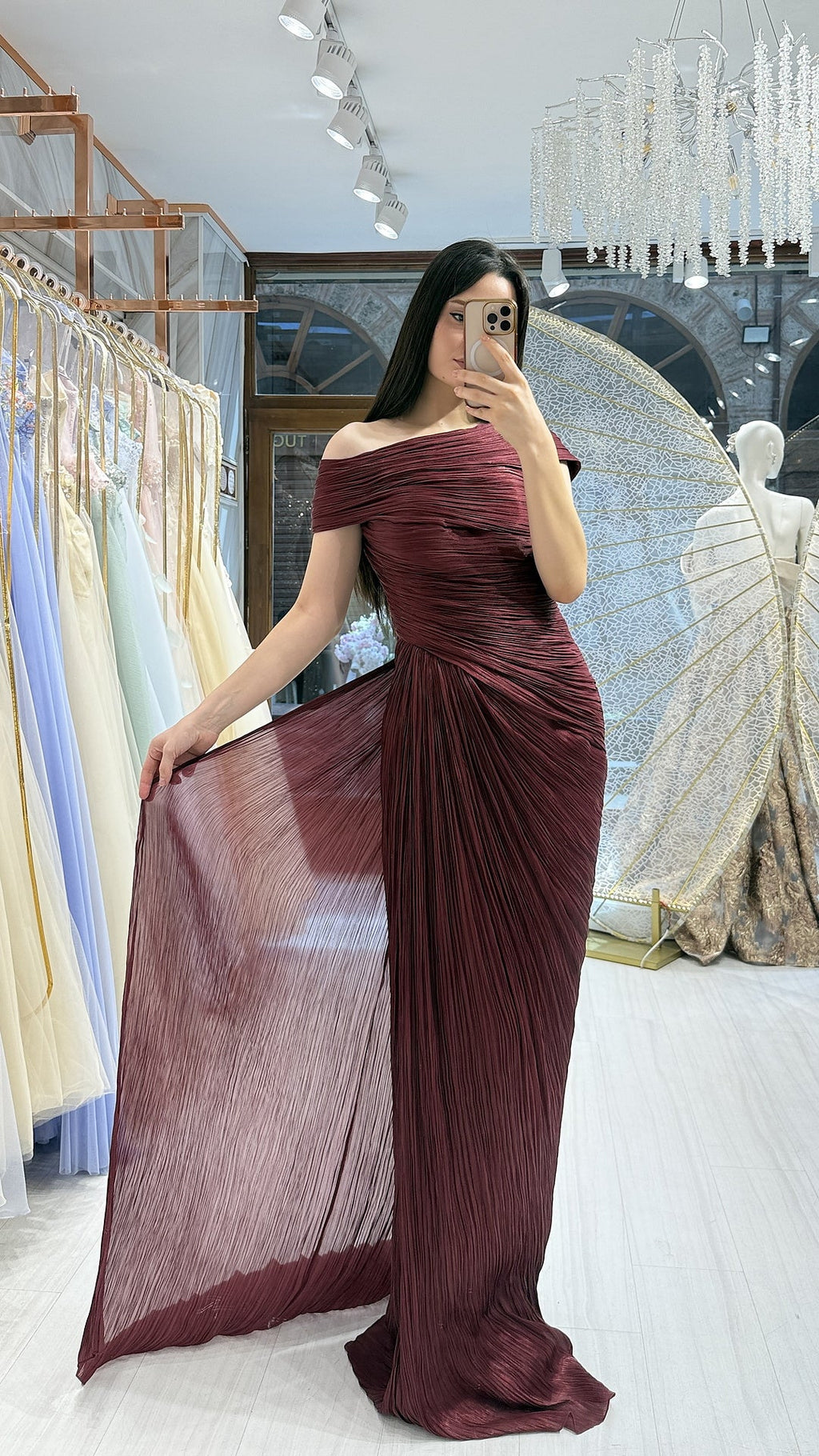 Lily Abiye Bordo