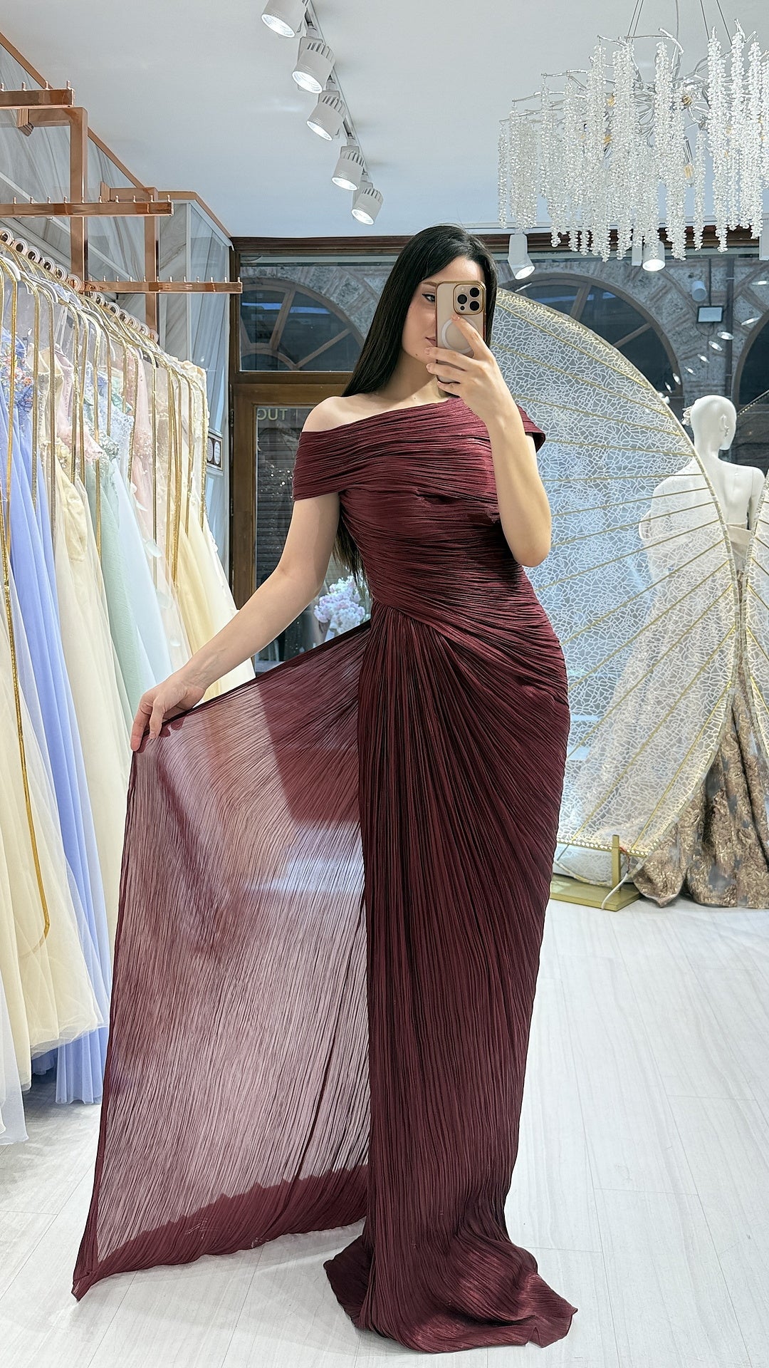 Lily Abiye Bordo