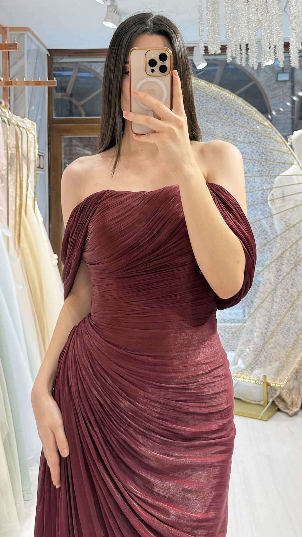 Lara Abiye